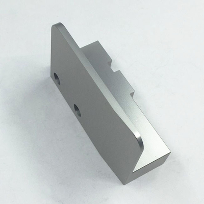 Parti di lavorazione in alluminio CNC personalizzate per prestazioni