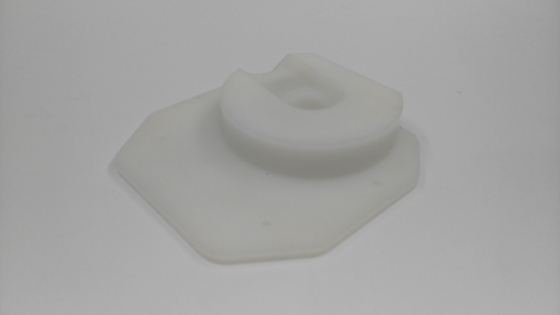 Parti di plastica di lavorazione di precisione per applicazioni di stampaggio ad iniezione