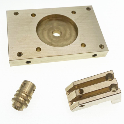 Pezzi meccanici d'ottone HPb63 HPb62 di CNC di precisione su ordinazione