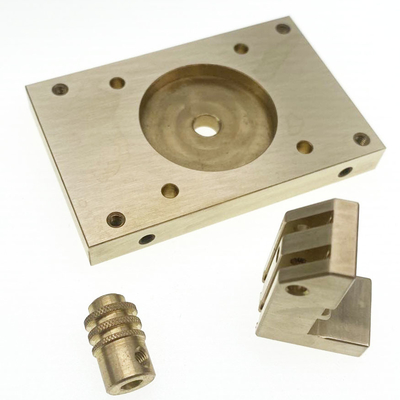 Pezzi meccanici d'ottone HPb63 HPb62 di CNC di precisione su ordinazione